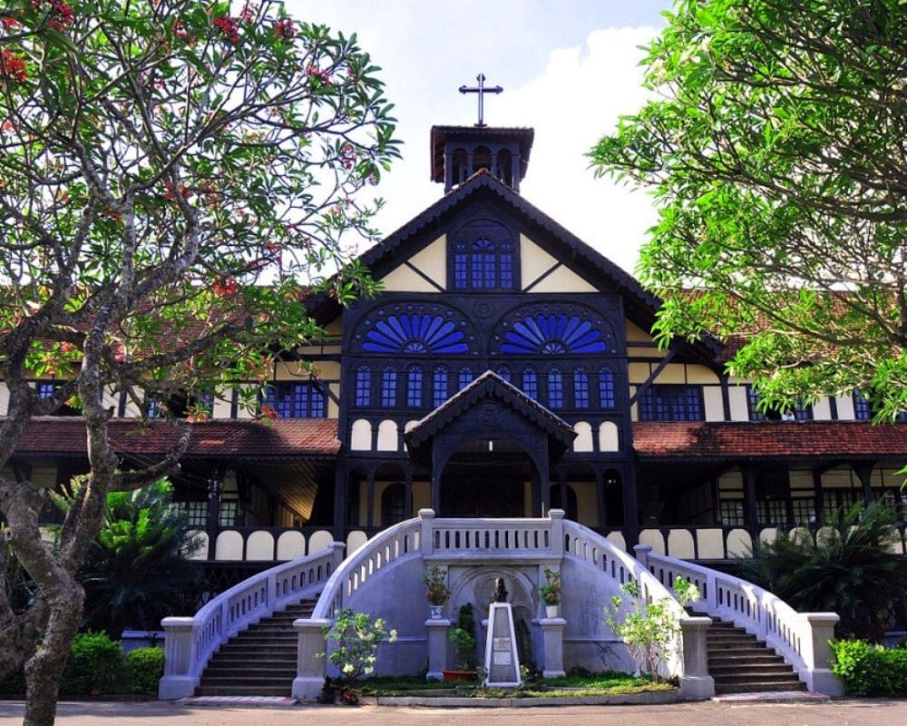 Kon Tum Tour, Where Rivers Remember and Forests Whisper