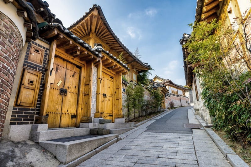 Korea tour stories, where ancient courtyards meet neon ambition in Seoul
