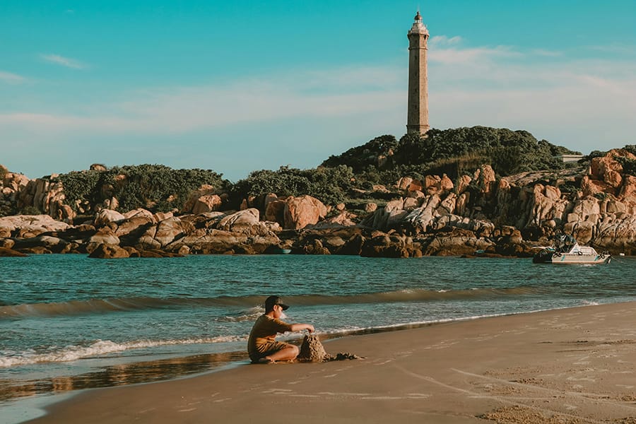 Rock Water Bay Ke Ga. Saltwater Pools Floating Above the Ocean